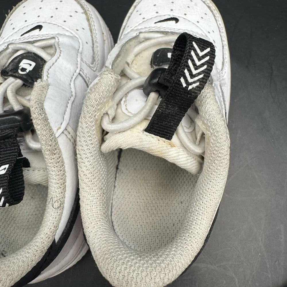 Air Force 1  Utility Nike White/Black Baby Toddler Sz 6C CU5289-104 Used Yr 21